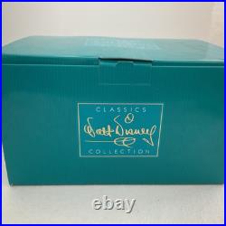 WDCC Olympic Champ's Goofy Torchbearer N. L. E