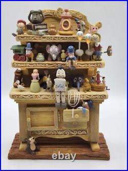 WDCC Pinocchio Geppetto's Toy Creations Hutch Workshop Figurine Box and COA