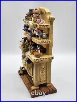 WDCC Pinocchio Geppetto's Toy Creations Hutch Workshop Figurine Box and COA