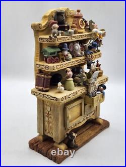 WDCC Pinocchio Geppetto's Toy Creations Hutch Workshop Figurine Box and COA
