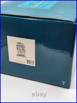 WDCC Pinocchio Geppetto's Toy Creations Hutch Workshop Figurine Box and COA