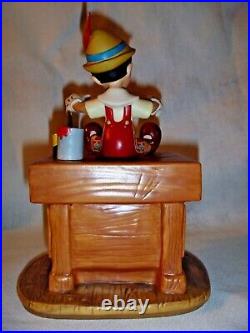 WDCC Pinocchio The Gift of Life is Thine figurine set