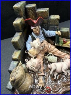 WDCC Pirates of the Caribbean Pirate with Pigs Drink Up Me'earties! Box COA