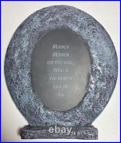 WDCC SNOW WHITE EVIL QUEEN's MAJIC MIRROR