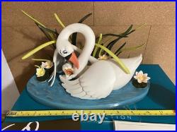 WDCC Silly Symphony Ugly Duckling A Loving Embrace Large Figure Box & COA New