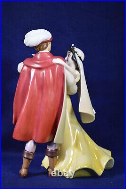 WDCC Snow White & Prince A Dance Among The Stars Figurine Original box and COA