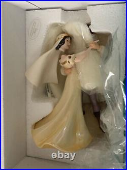 WDCC Snow White & Prince A Dance Among The Stars Figurine Original box and COA