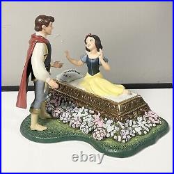 WDCC Snow White & Prince Charming LE A Kiss Brings Love Anew RARE VINTAGE