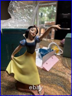 WDCC Snow White The Fairest One of All MIB 1994 Dancing Flower Mark
