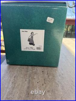 WDCC Snow White The Fairest One of All MIB 1994 Dancing Flower Mark