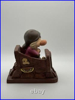 WDCC Snow White & the Seven Dwarfs HMPH! I AIN'T SCARED Grumpy Box & COA LE 750