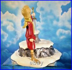 WDCC Sword in the Stone'Seizing Destiny' Limited Edition of 1,963 (NEW)