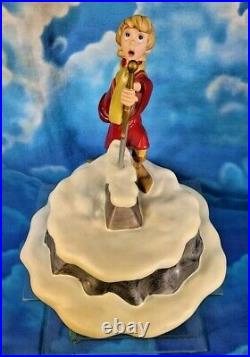 WDCC Sword in the Stone'Seizing Destiny' Limited Edition of 1,963 (NEW)