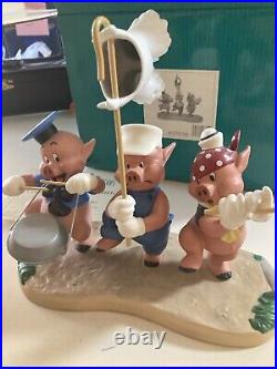 WDCC THREE LITTLE PIGS Triumphant Trio SILLY SYMPHONIES 2008 Disney PATRIOTIC