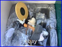 WDCC The Nifty Nineties Mickey Mouse A Perfect Gent 6 1/2 Figurine with COA NIB WDCC The Nifty Nineties Mickey Mouse A Perfect Gent 6 1/2 Figurine with COA NIB