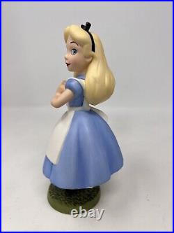 WDCC / Walt Disney Classics Alice In Wonderland Yes Your Majesty Figurine Only