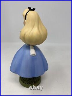 WDCC / Walt Disney Classics Alice In Wonderland Yes Your Majesty Figurine Only