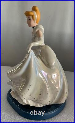 WDCC / Walt Disney Classics Cinderella Fairy Godmother A Magical Transformation