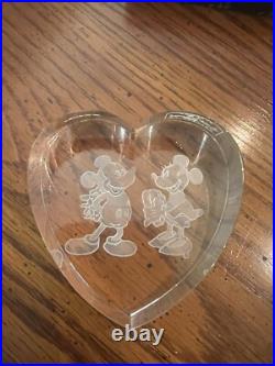 WDCC Walt Disney Classics Collection Mickey & Minnie Crystal Heart Paperweight