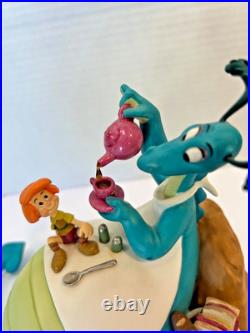 WDCC Walt Disney Classics Collection Reluctant Dragon LE-37/7500- NWB 9x7x7 WDCC Walt Disney Classics Collection Reluctant Dragon LE-37/7500- NWB 9x7x7