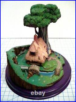 WDCC Walt Disney Classics Enchanted Places Sleeping Beauty Woodcutter's Cottage