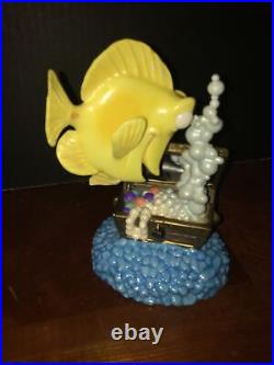 WDCC Walt Disney Classics Finding Nemo My Bubbles Porcelain Figurine