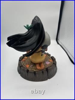 WDCC Walt Disney Classics Pocahontas, Listen With Your Heart Box & COA MINT