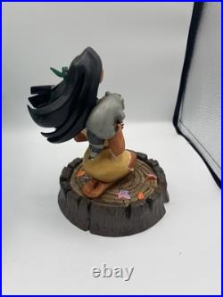 WDCC Walt Disney Classics Pocahontas, Listen With Your Heart Box & COA MINT