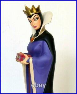 WDCC Walt Disney Classics Snow White Evil Queen Bring Back Her Heart Figurine