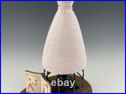 WDCC Walt Disney Figurine 8-1/8 CINDERELLA DRESS MANNEQUIN No Box WDCC Walt Disney Figurine 8-1/8 CINDERELLA DRESS MANNEQUIN No Box