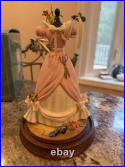 Walt Disney Classic Collection, WDCC, A Lovely Dress for Cinderellywith Dome