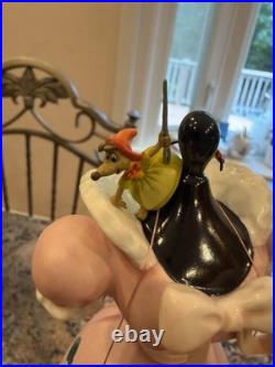 Walt Disney Classic Collection, WDCC, A Lovely Dress for Cinderellywith Dome
