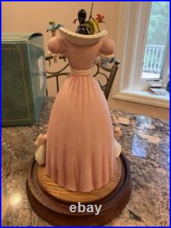 Walt Disney Classic Collection, WDCC, A Lovely Dress for Cinderellywith Dome