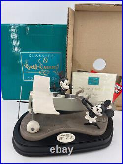Walt Disney Classics 15 Year Charter Member Piece New in Box withCOA #4008846