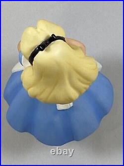 Walt Disney Classics Alice In Wonderland, Yes Your Majesty, Wdcc, Coa