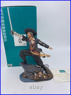 Walt Disney Classics -Captain Barbossa-New in Box withCOA #4007372