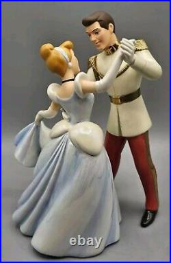 Walt Disney Classics Cinderella So This Is Love Porcelain Figurine withCOA
