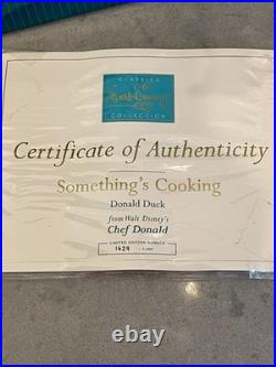 Walt Disney Classics Collection Chef Donald Duck Figure Something's Cooking -Pin