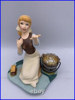 Walt Disney Classics Collection Cinderella Cinderella Figurine
