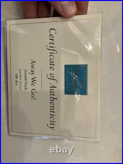 Walt Disney Classics Collection Donald Duck On Ice Away We Go W Box & Sealed COA
