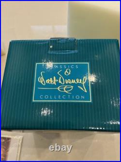 Walt Disney Classics Collection Donald Duck On Ice Away We Go W Box & Sealed COA
