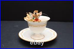 Walt Disney Classics Collection Figure Cinderella Gus & Jaq Tea Cup Limited Walt Disney Classics Collection Figure Cinderella Gus & Jaq Tea Cup Limited