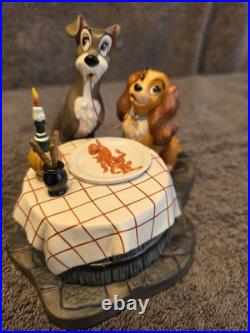 Walt Disney Classics Collection Lady & Tramp Bella Notte Figurine with Box COA