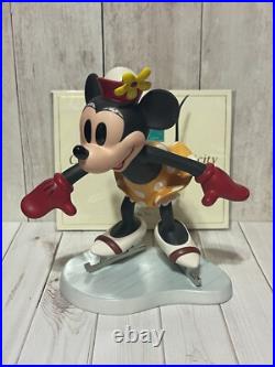 Walt Disney Classics Collection Minnie Mouse On Ice Whee! With original box Walt Disney Classics Collection Minnie Mouse On Ice Whee! With original box