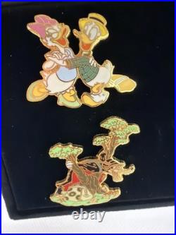 Walt Disney Classics Collection Pin Set of 5 Boxed WDCC Velvet Presentation