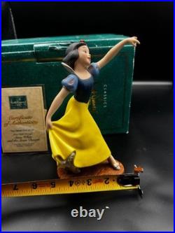 Walt Disney Classics Collection Snow White The Fairest One of All 8 Figurine
