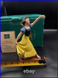 Walt Disney Classics Collection Snow White The Fairest One of All 8 Figurine