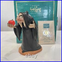 Walt Disney Classics Collection Take the Apple Dearie, Snow White Witch + Box