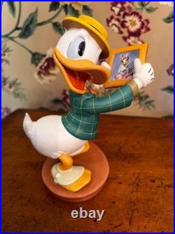 Walt Disney Classics Collection Vintage Donald Duck Mr. Duck Steps Out Figure