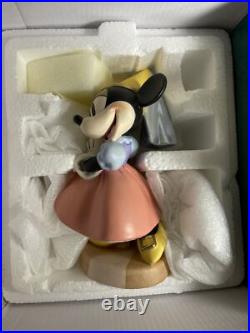 Walt Disney Classics Collection WDCC Brave Little Tailor Princess Minnie